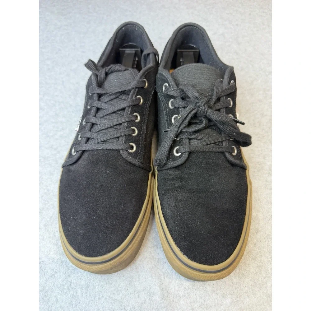 Vans Chukka Low (Black/Gum) Sneakers Mens Size: 12